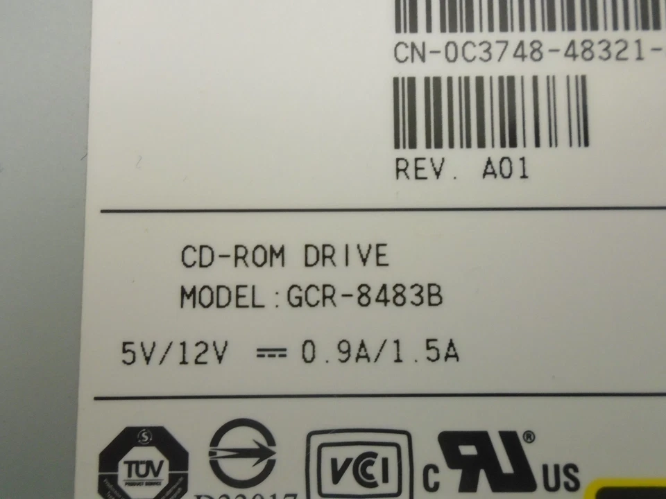 Hitachi CD-ROM Drive GCR-8483B Ver 1.05 - Image 4 of 4