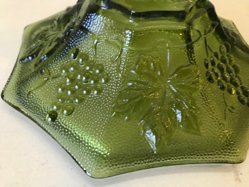 Vintage Anchor Hocking Avocado Green Candy Dish Lid 8-Sided Grapes Leaves Leaf - Picture 3 of 7