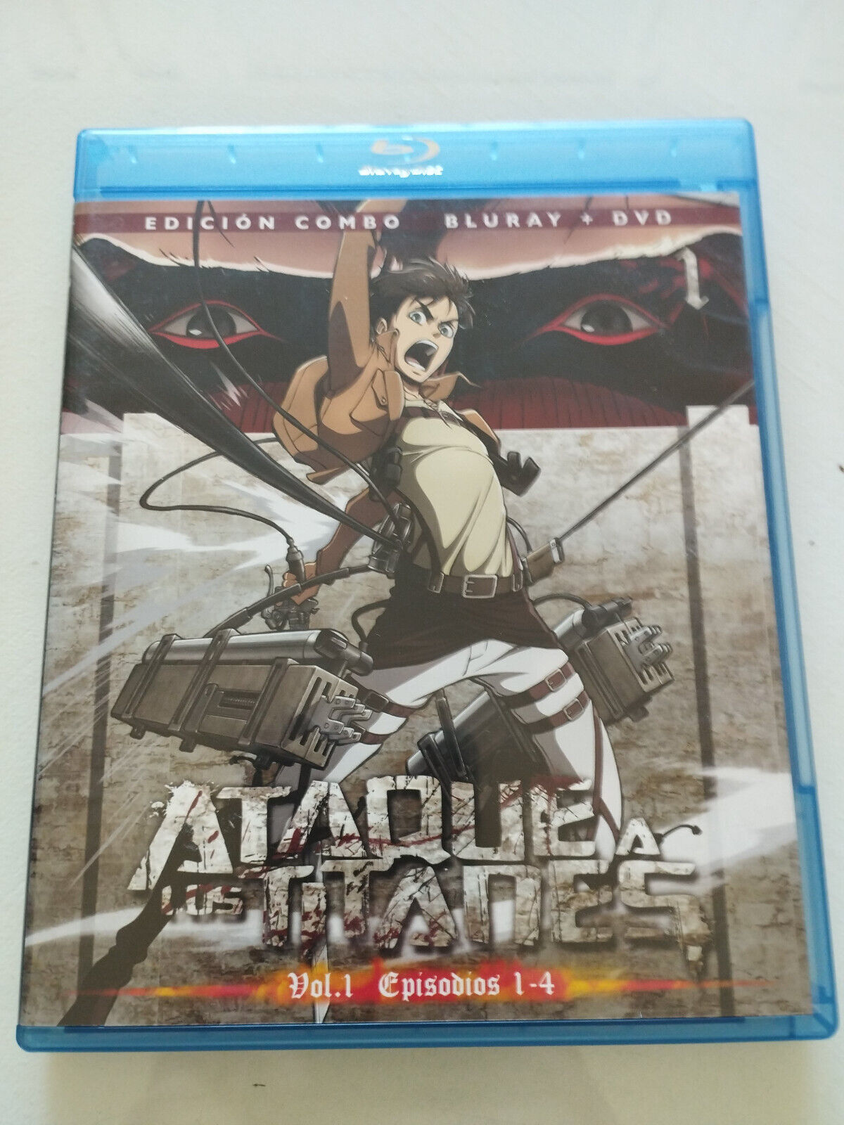 Ataque A los Titans Vol 1 Episodes 1-4 - Blu-Ray + DVD Spanish