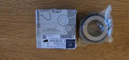New Genuine Mercedes Sprinter 906 Gearbox Tapered Roller Bearing A0199816605 - Picture 2 of 2