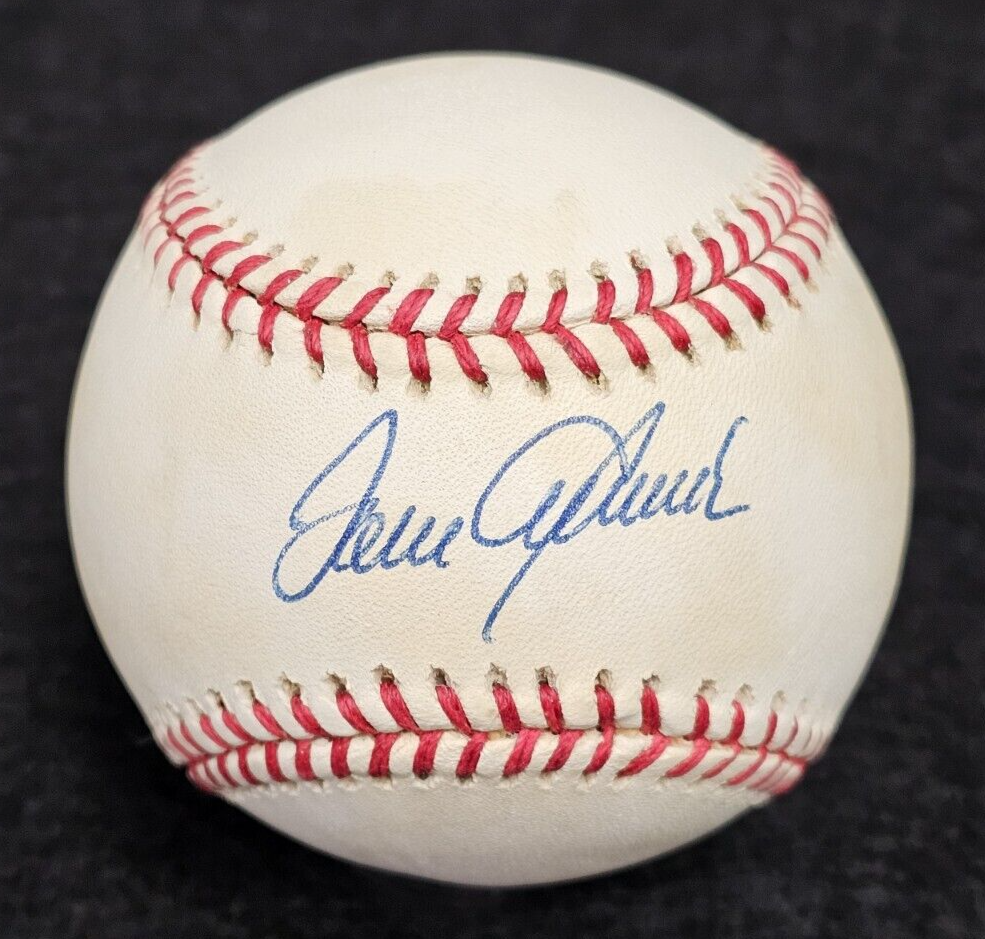 MLBトム・シーバー選手サイン入り写真 TOM SEAVER Signed Official MLB Baseball-HALL OF FAME-NEW