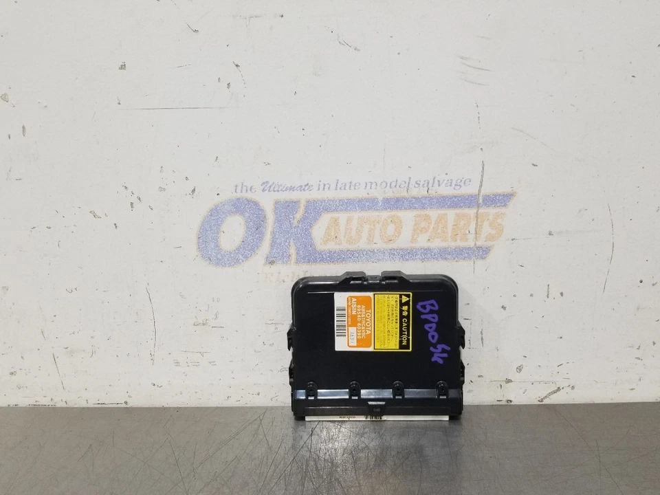 03 2003 TOYOTA LAND CRUISER ABS MÓDULO DE CONTROLE 8954060390 - Imagem 2 de 4