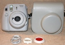 Fuji Instax Mini 9 Fujifilm Instant Film Camera White w/Case, Attachments, Works