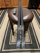 Thule Square Load Bars 50 In . Pair .with End Caps.look The Pictures