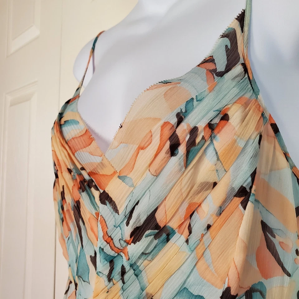 Vestido maxi Anne Klein seda chiffon floral pastel sem mangas namorada fada 12 - Imagem 3 de 4