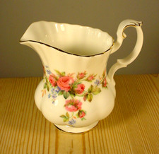 Royal Albert Moss Rose Milchkännchen
