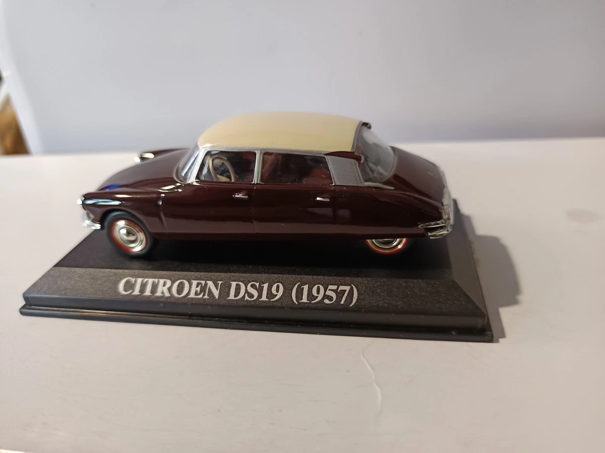 Citroën DS 19 - 1/43 - HELLER 80162 - Mister Kit