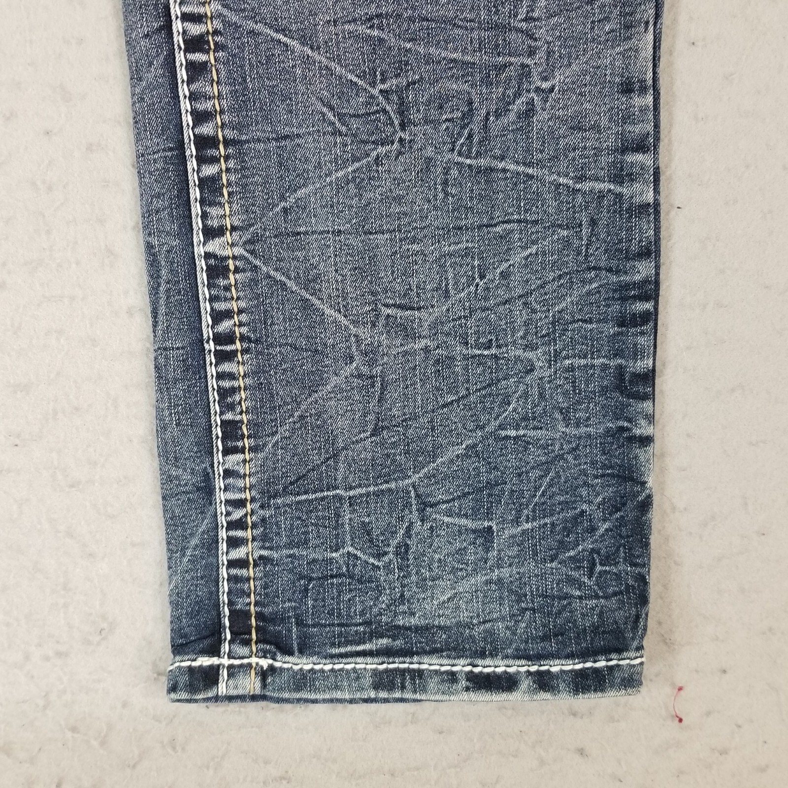 Picture 5 of 12