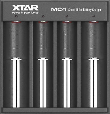 XTAR 4-Schacht USB-Ladegerät Micro USB Ladeanschluss, für Li-Ion-Akkus MC4