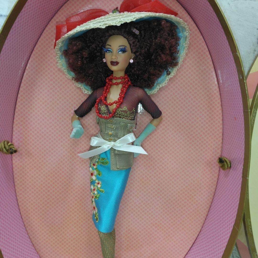 Mattel Barbie BYRON LARS CHAPEAUX COLLECTION BYRON LARS Mattel Barbie BYRON LARS CHAPEAUX COLLECTION BYRON LARS