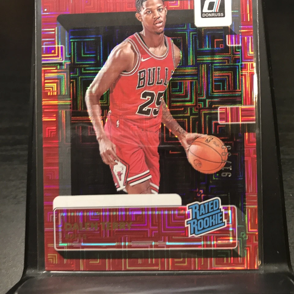 DALEN TERRY 91/99 RC SP RED MOJO 2022-23 DONRUSS CHOICE CHICAGO BULLS - Image 4 of 4