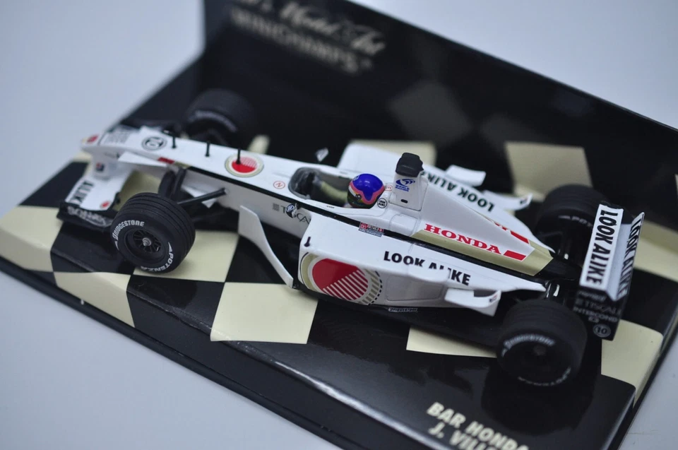 Minichamps PMA 1:43 BAR Honda 03 F1 Jacques Villeneuve Excellent W/Plastic Case - Image 2 of 4