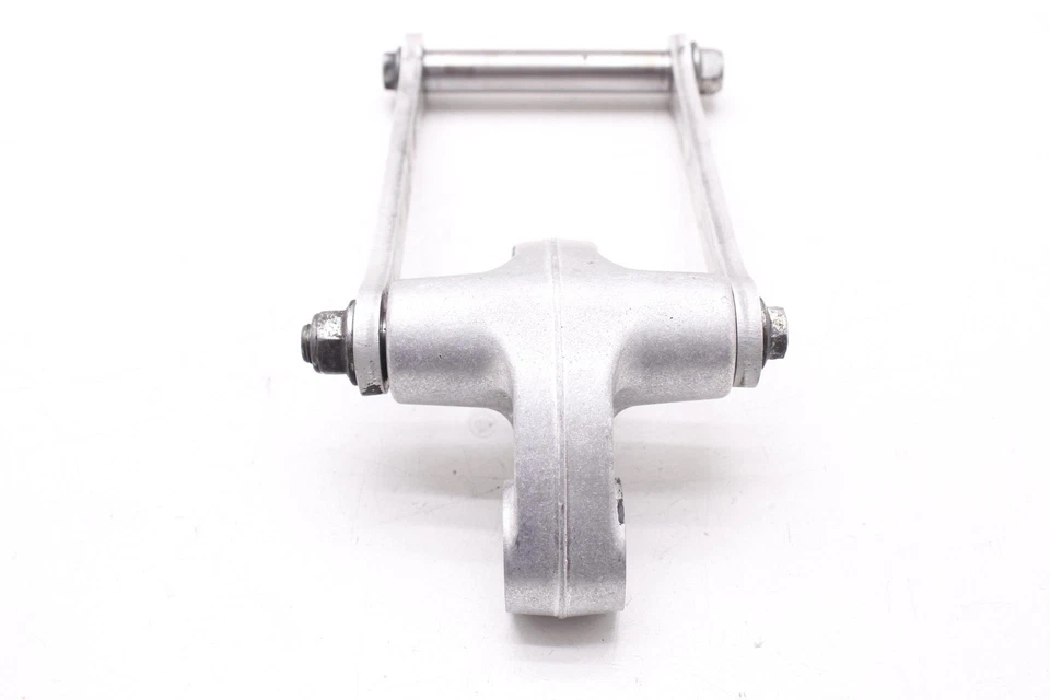 02 SUZUKI GSXR750 OEM TRASERO DOGBONE ACOPLAMIENTO ENLACE 62600-35870 R1.BX17 Foto 3 de 4