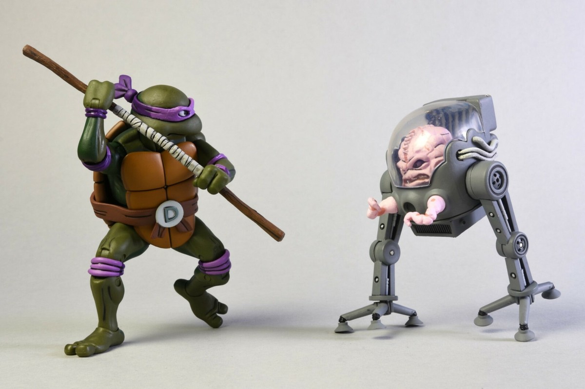 NECA製　トロン　フィギュア2体セット Donatello vs Krang Cartoon 2-Pack Teenage Mutant Ninja Turtles