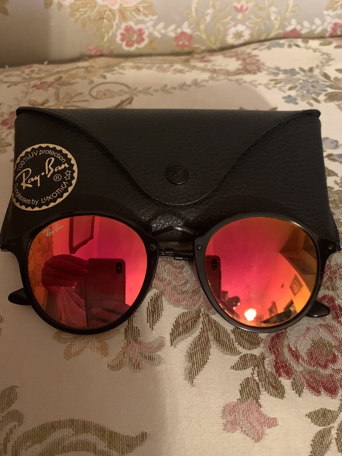 Authentic RayBan Sunglasses RB2447 Size 49/21 Uni… - image 5