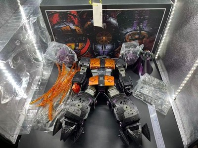 01 Studio Cell 01S01E Unicron Cybertron USAship
