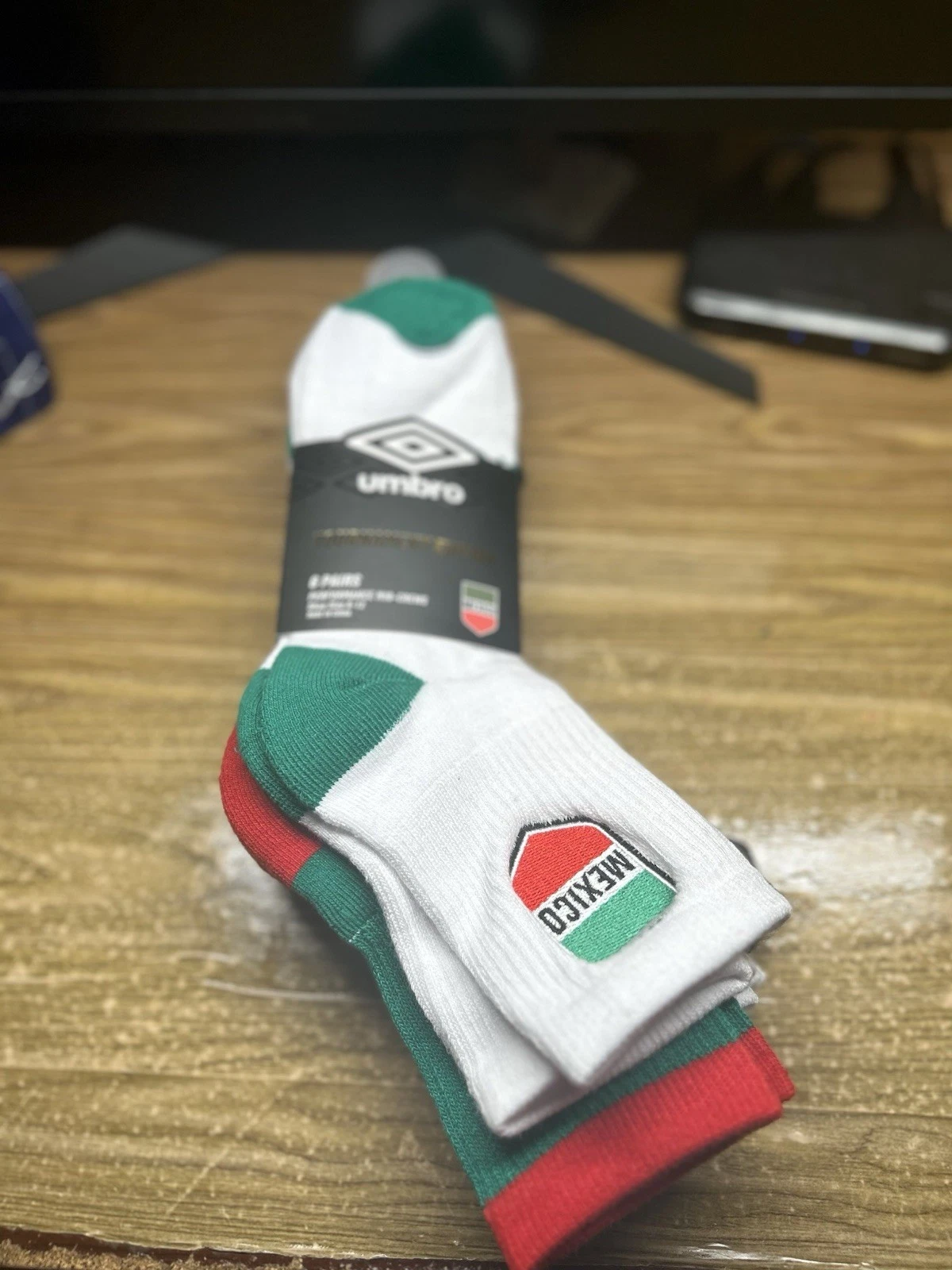 Umbro Tournament Edition 🇲🇽Performance Mid-Crew Socks 6 Pair Pack Size 6-12