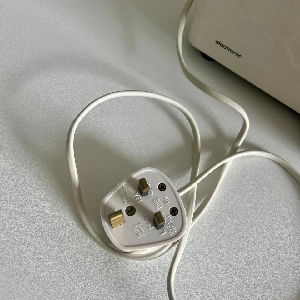 Braun Electronic vintage grater chopper, made in Spain, old kitchen gadget, gift - Image 3 of 4