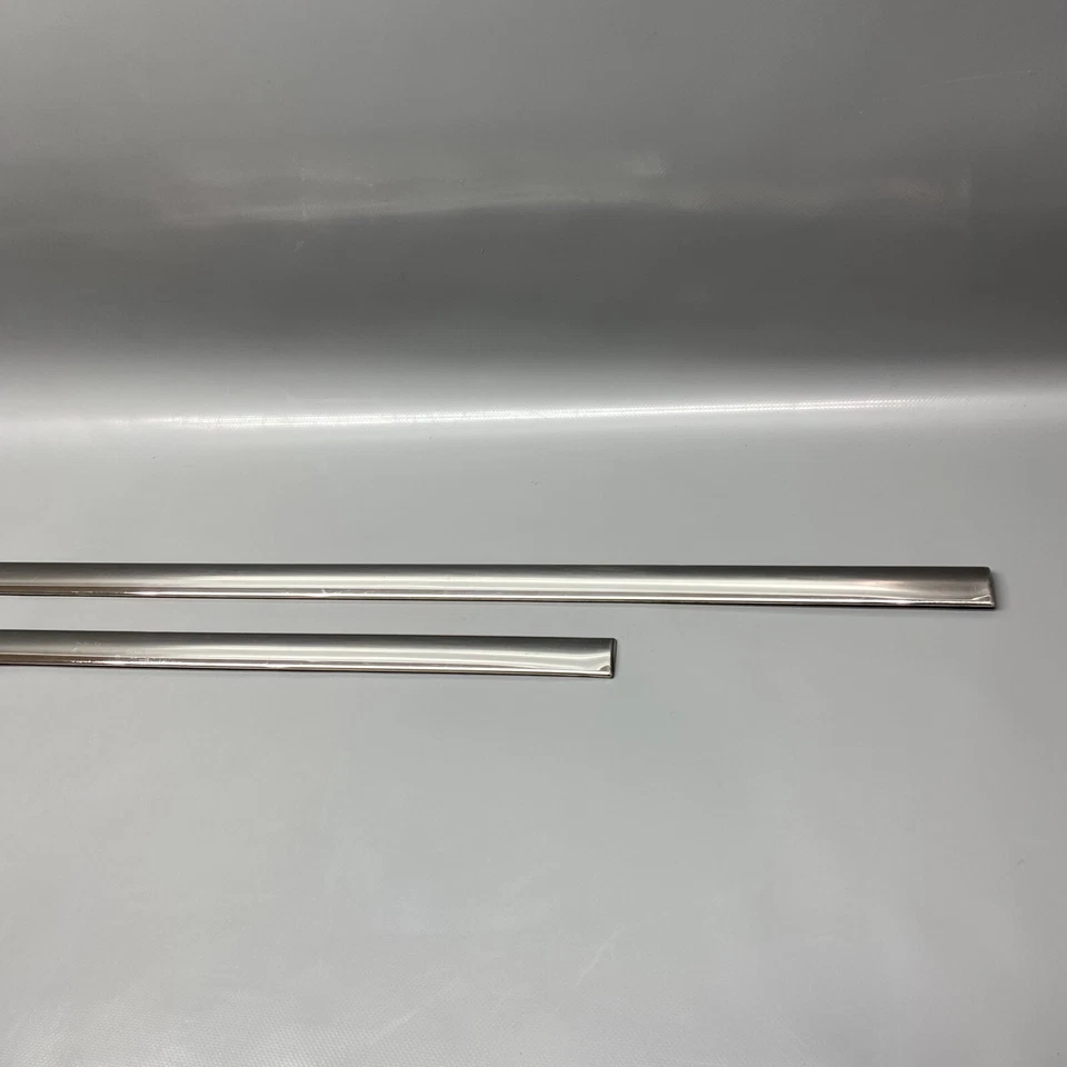 BENTLEY CONTINENTAL FLY SPUR PUERTA CROMO MOLDURA DELANTERA IZQUIERDA TRASERA 2006-2011 OEM Foto 3 de 4