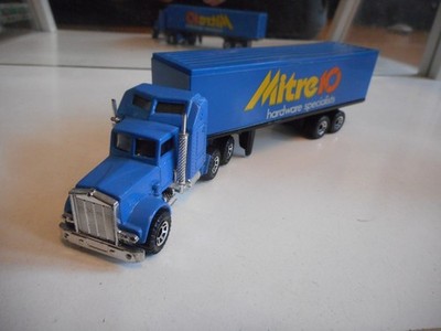 Matchbox Convoy Kenworth Aerodyne Truck + Trailer ''Mitre10'' in blau