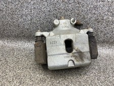 Bremssattel vorne rechts 300 mm 166Tkm Hyundai i40 VF 1.7 CRDI 13.2048.134