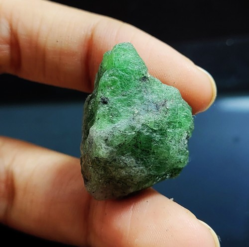 55,30 Ct Natural Verde Granate Tsavorita Espécimen Áspero Cristal Piedras Preciosas Sueltas. - Imagen 5 de 6