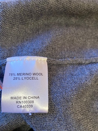 NWT PETER MILLAR Men’s LRG Merino Wool Blend V-neck Sweater Vest Gray $160 - Picture 4 of 6