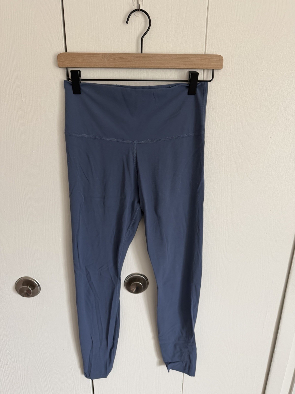 Nike Women’s Yoga 7/8 Legging Size Medium Blue/Gray Dri-Fit