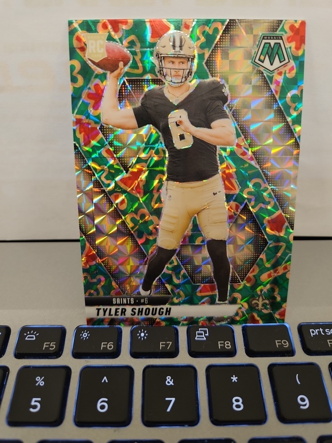 2025 Mosaic Football Tyler Shough (RC)  Christmas Cookies Prizm  #312 New...
