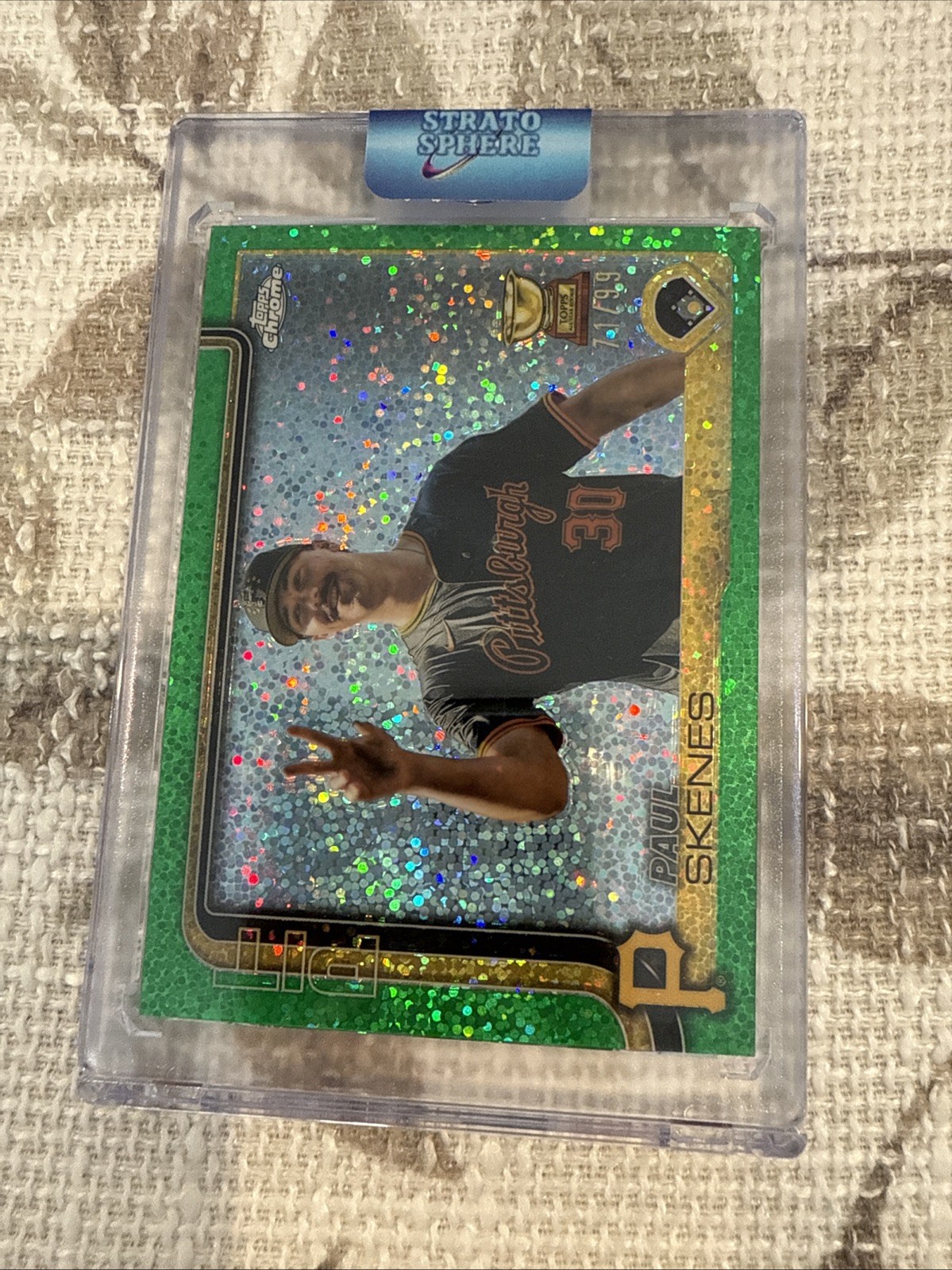 2025 Topps Chrome Paul Skenes Green Speckle Image Variation Refractor 71/99 #300