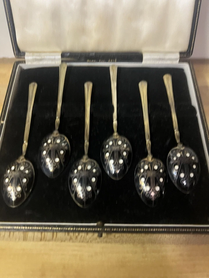 Cucharas Demitasse de plata esterlina y esmalte Garrard & Co, estuche, garantía real Foto 2 de 4