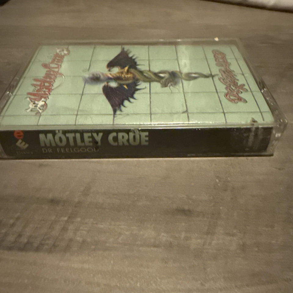Motley Crue: Dr Feelgood. (1989 Cassette Tape), Elektra Entertainment Foto 2 de 4