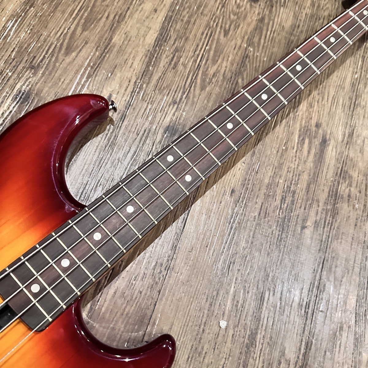 Yamaha Broad Bass BB-VI 1984 Sunburst MIJ Vintage Electric Bass