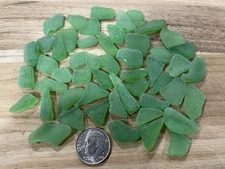 Sea glass - 50 Mini Pieces Of Emerald Green Sea Glass