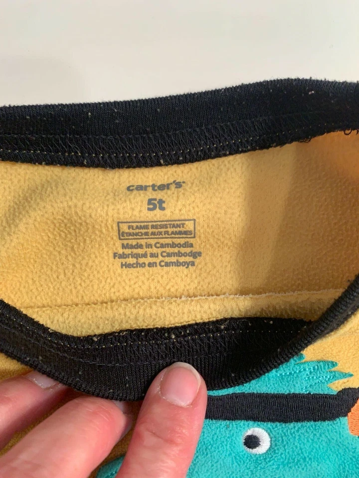 Camisa Carters Dinosaurio Niños 5T Amarillo Karate Manga Larga Cuello Redondo Prendas para Dormir Foto 2 de 4