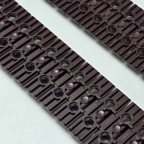 Lego Technic Caterpillar Tank Track X40 Links Tread Two Pin Holes DARK BROWN - Picture 2 of 2