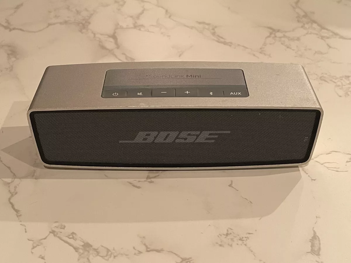 Bose SoundLink Mini Bluetooth Speaker - Silver