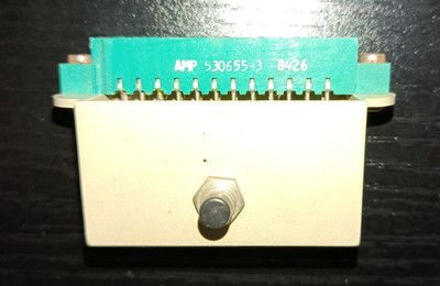 C64 - Commodore 64 / Reset-Schalter für Floppy / optisch guter Zustand