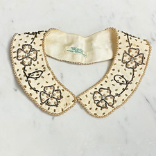 Circa 1945 Beaded Collar Choker Mid-Century 4-leaf Clover Specialty House Japan