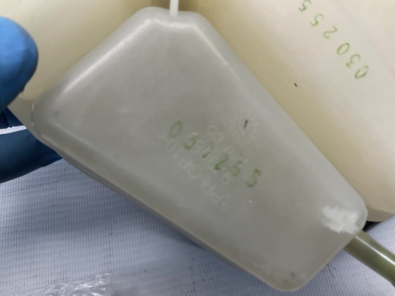 21-25 Ferrari 296 Three-Compartment Coolant Reservoir Tank Q