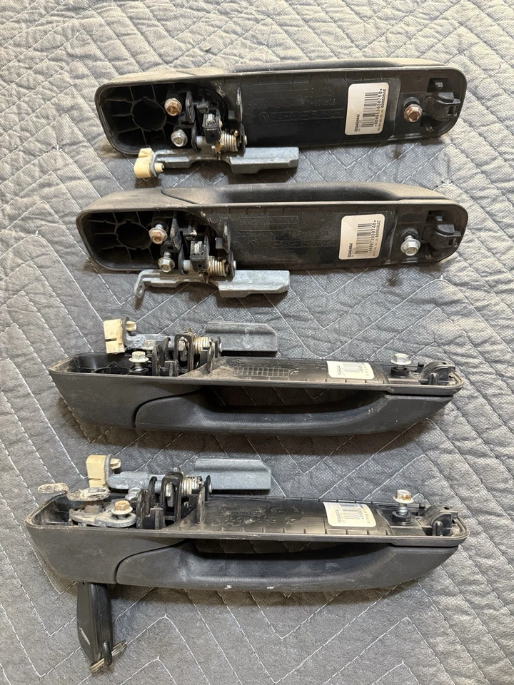 Jeep Grand Cherokee Jeep Commander 2006-2010 juego de 4 manijas de puerta exteriores OEM Foto 4 de 4