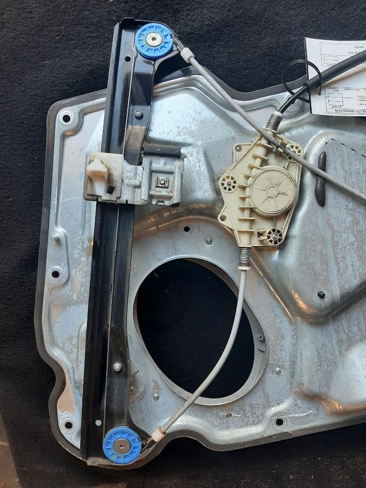 Panel eléctrico regulador ventana delantera conductor Ford Fusion 2006-2012 sin motor  Foto 3 de 4