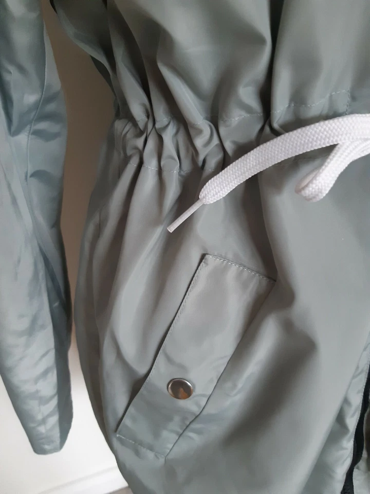 Ladies Black Sage Reversible Lightweight Mac Jacket By Jel Direct Size 12 BNWT - Image 4 of 4