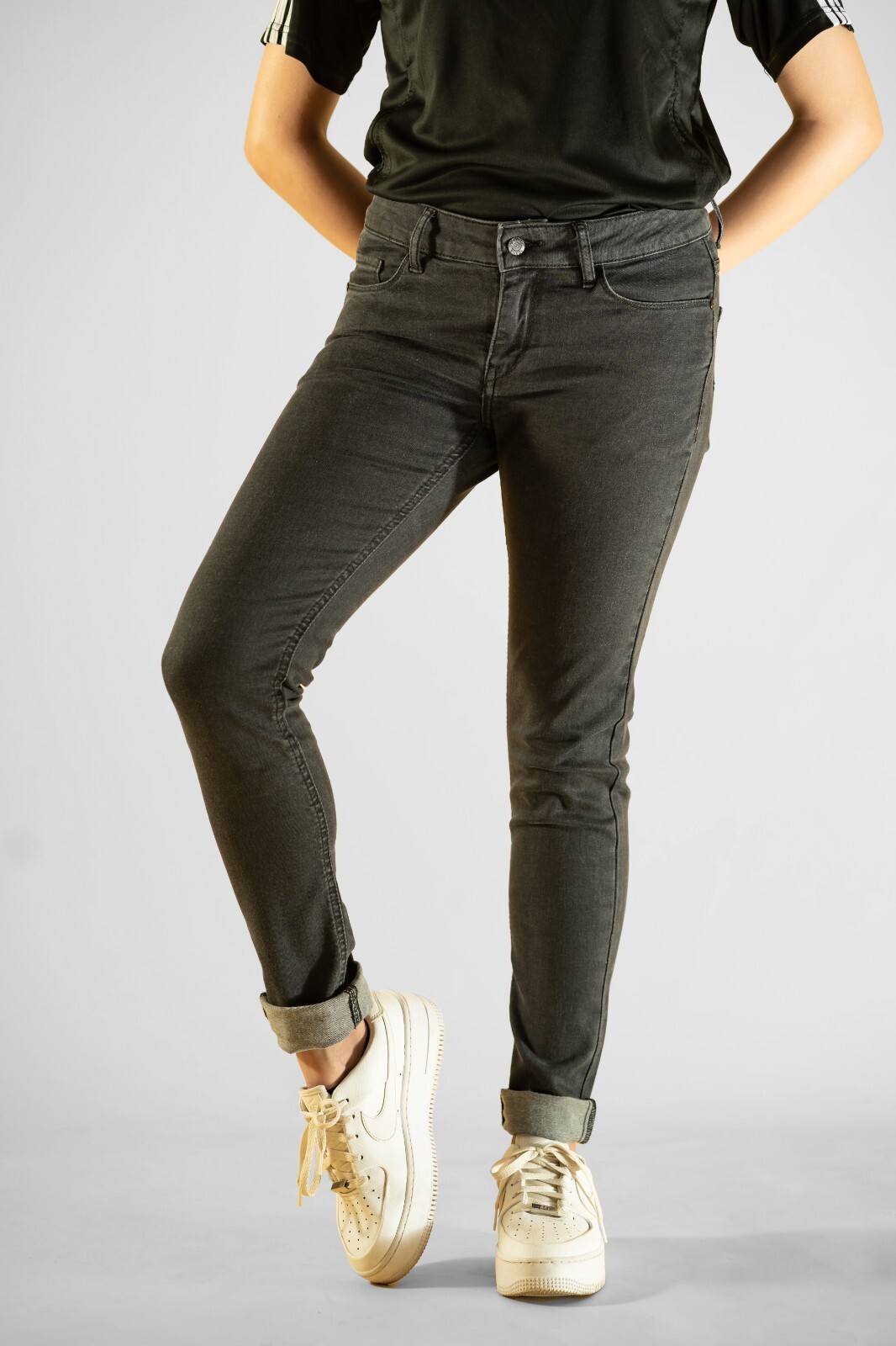 Women's Skinny Dark Black/grey Wash Comfort Stretch