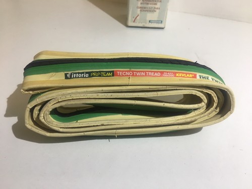 PAAR ABDECKUNG VITTORIA TECNO TWIN TREAD KEVLAR 700X20C - Bild 1 von 2