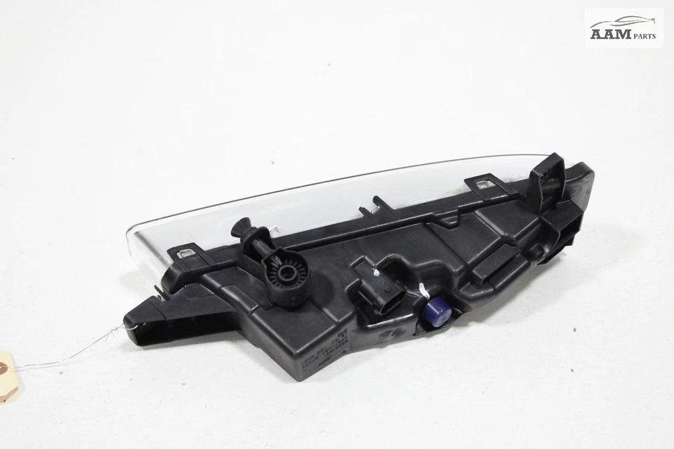 2017-2019 BMW 530I G30 FRONT LEFT DRIVER SIDE FOG LIGHT LAMP 63177349131 OEM - Image 3 of 4