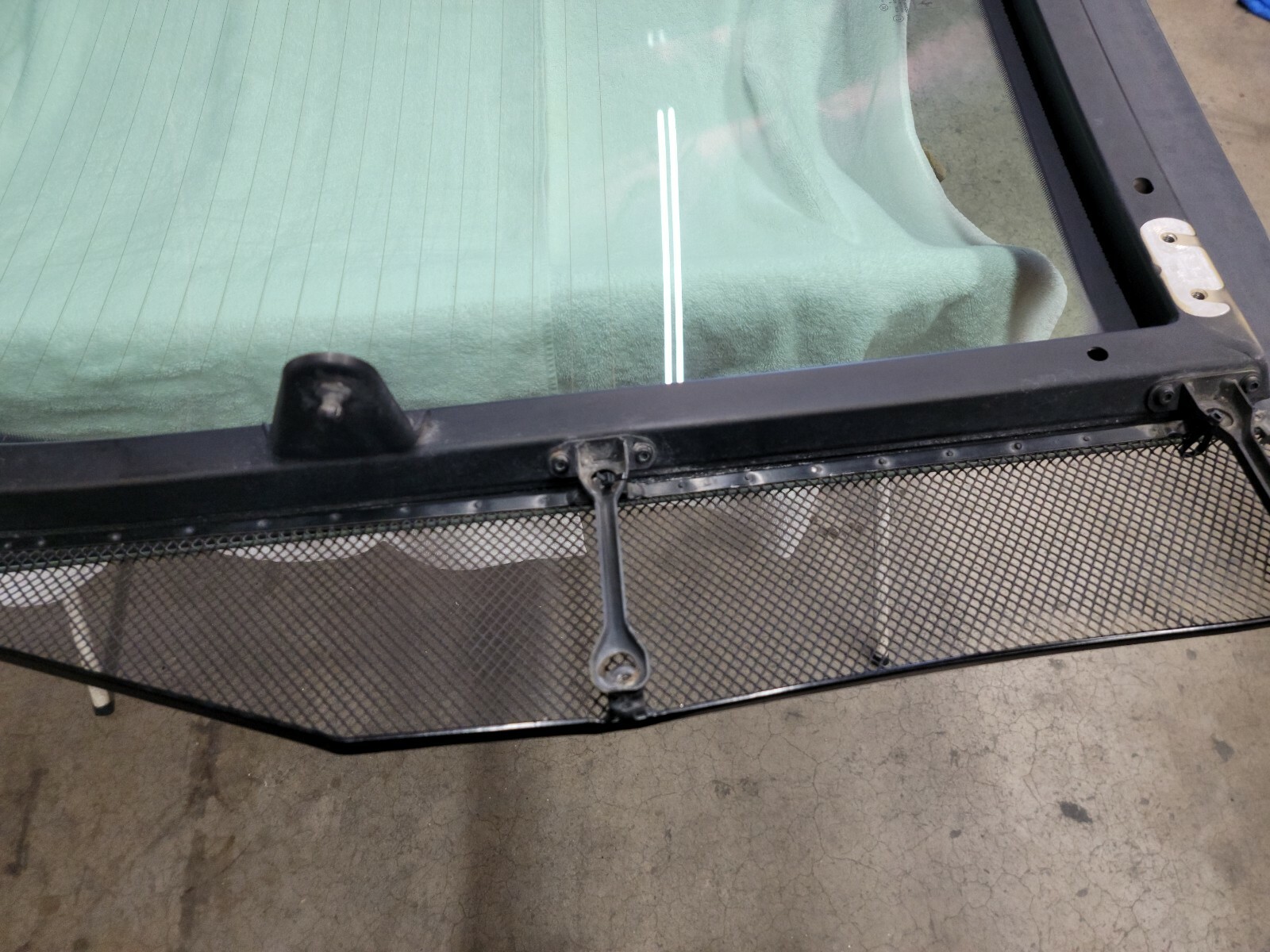 FERRARI 458 ITALIA REAR ENGINE GLASS HOOD BONNET DECK LID OEM 83825211