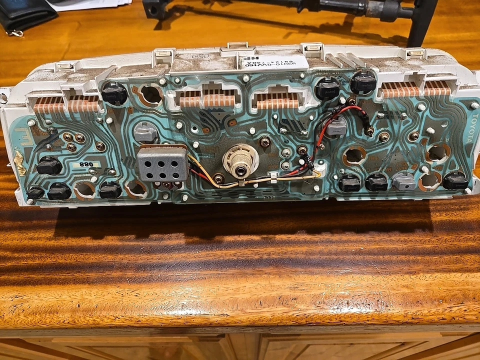 95-96 Toyota T100 Speedometer Cluster 218K 2.7L 4CYL 83010-0W160 P8288b79 - Imagem 4 de 4