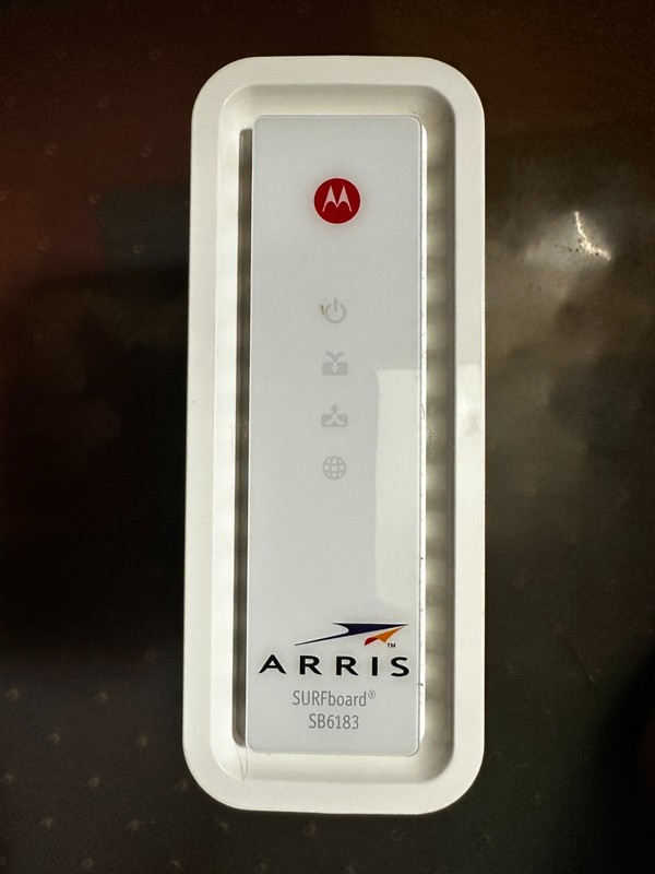 ARRIS SURFboard SB6183 DOCSIS 3.0 Cable Modem - White - Box, Power & Data Cable