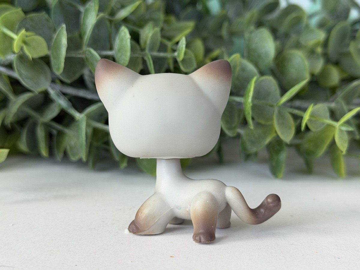 Littlest Pet Shop LPS Authentic 391 Grey Egyptian Shorthair Cat